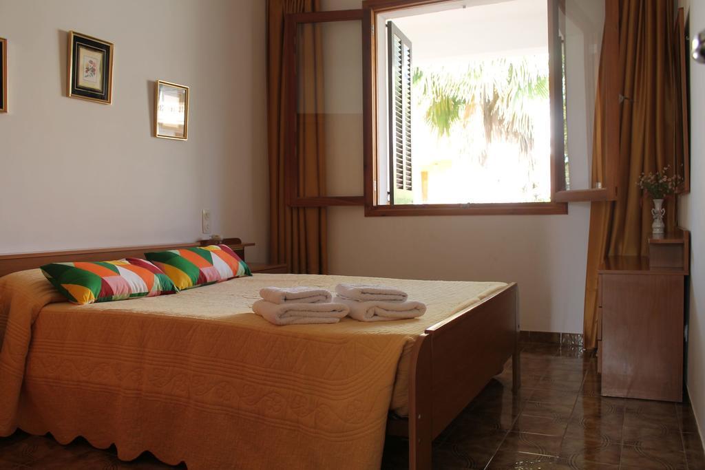 Vakantiehuis Es Tamarells Blue *